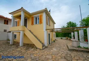 Traditional Village House - Image 3