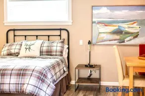 RainCoast Retreat at Shawnigan Lake! - Image 2