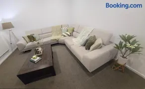 Family Home In Bridgewater - Bendigo - Image 2