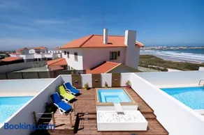 Baleal Beach Holiday Villa - Image 1