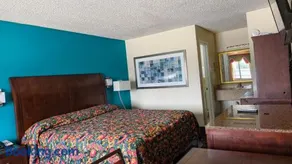 Deluxe Inn By Capital O Odessa I-20 - Image 1