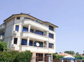 Dream House - Image 5