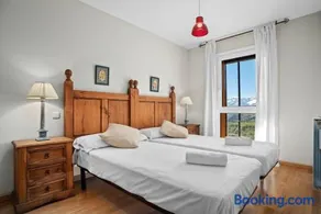 El Mirador by Cardi Suites - Image 4