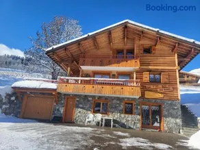 Bellissimo chalet accogliente e familiare con giardino, idromassaggio e sauna | Vista sul lago | Perfetto per il lavoro da remoto | Ammette cani - Image 2