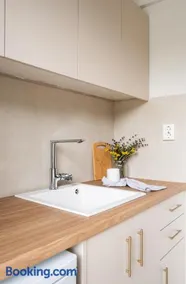 Blue House Apartments - Image 5