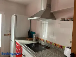Preciosa casa entera con patio - Image 3