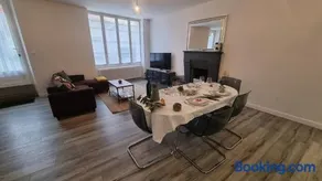 Réole Gîte familial au calme - parc, piscine & parking - Image 3