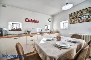 Maison Chasseur Alpine Design Lodge - Image 3