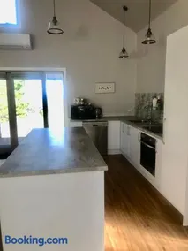 Danara Cottage - Image 1