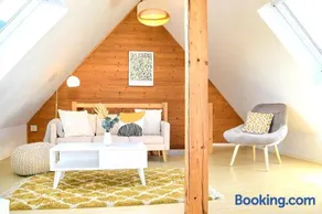 ROMANTIC-Apartment - Altbauflair mit Dachterrasse & Waldblick, Maisonette, 80m2 - Image 3