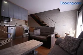 Apartamentos La Rocanda - Image 3