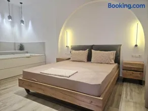 EM Luxury House Syros - Image 3