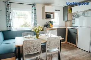 Mobil Home XXL 4 chambres - Camping Le Trivoly - Image 4