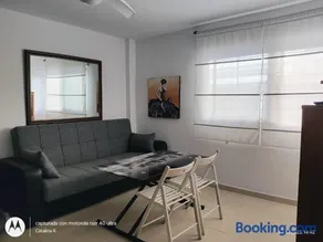 Apartamento Teatinos Universidad - Image 2