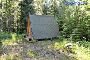 Korjuse Moor'i puust telk- wooden tent - Image 1