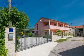 VILLA MILLA-Grubine - Image 2
