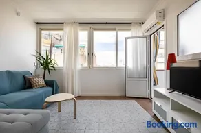 Terrace Apartment - Image 3