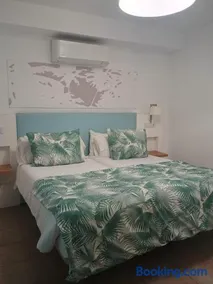 Apartamentos Corona Playa - Image 3