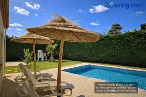 Villa piscine chauffée babyfoot pétanque ping-pong - Image 1