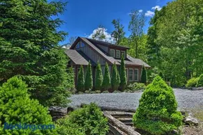 Blue Ridge Retreat - Image 2
