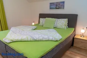Kinderfreundliche charmante Ferienwohnung mit Garten, Grill und Terrasse - Image 3