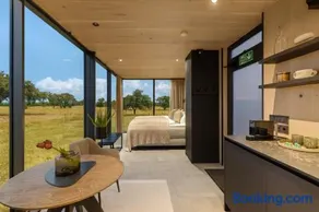 Zen Den Mirror House - Image 2
