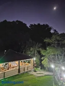 Casa Rural Na Serra, próxima de Cachoeiras e verde - Image 1