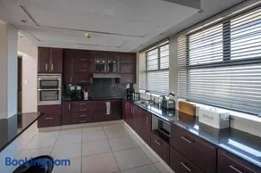 Stay at The Point - Prestigious Prominent Penthouse - Image 3