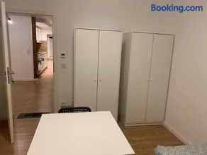 Moderne Zimmer in Rosengarten mit Gemeinschaftsbad & Küche - Image 2