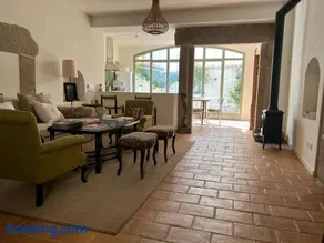 La Casa del Pasadizo elegante casona restaurada con piscina - Image 3