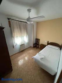 Hostal La Rurala Estopanyà - Image 2
