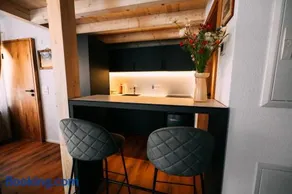 Alpina Three - Charming Apartment Prime Location - Image 2