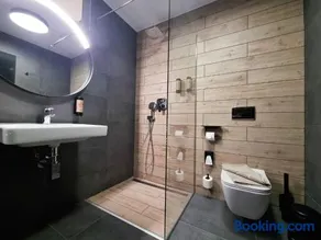 DAS ERZ Medical Spa & Hotel - Image 2
