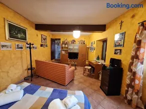 A Casa da Nonna Brasa Holiday Home Savoca - Image 2