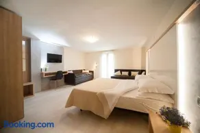 Hotel Ricchi - Image 3