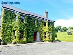 The Garden Gates Guest Accommodation - Image 1