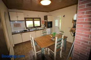 LAKESIDE COTTAGE - Familiy, Golfing & Fishing - Image 5