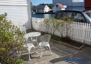 Ocean Front Garden - Image 2