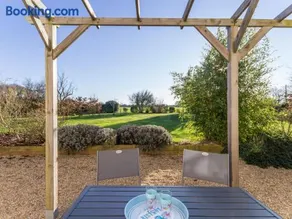 Gîte paisible proche de la mer avec jardin, WIFI, et équipements bébé - FR-1-306-1037 - Image 2