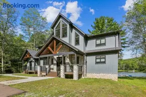 New Construction 7 bedroom luxury lakefront home in golf neighborhood - Image 2