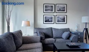 Artistic and luxurious APT with Sea view. Beach side - Image 2