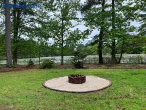 Crisfield Cabin by Homelystay - Image 4