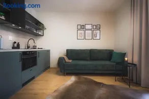 GREEN APARTMENT - Image 2