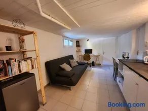 Appartement indépendant avec extérieur entre Aix-en-Provence et Marseille - Image 2