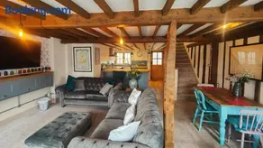 Chinnerys Country Cottage - Image 3