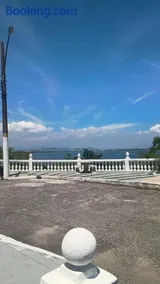 Micro casa no Rio de Janeiro - Ela é privada e com boa localização - Boa para quem vem passear- Ótimo para trabalho ou home office- Pra quem está preocupado com o voo, o Aeroporto Galeão é perto- Visitar famíliares- Lugar tranquilo e agradável - Image 5