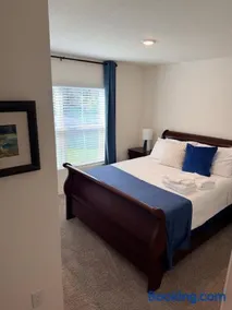 Paradise in the Springs - Image 3