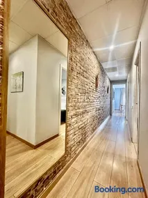 Flaugier Apartments (1-1) - Image 3