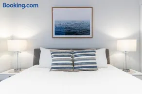 Bokarina Beachfront Apartment - Image 3