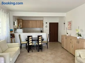 Marina Vista - Image 3